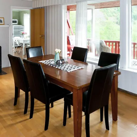 Feriehus Holiday Utsikten - Fjs535